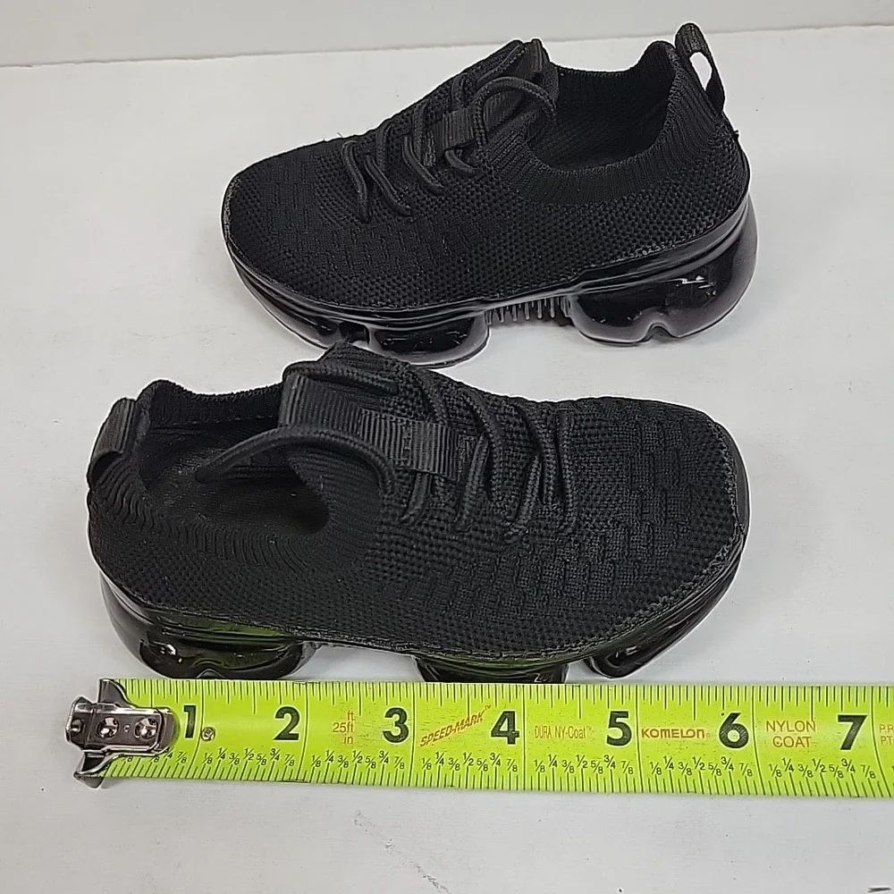 Lucky Step Toddler Sz 18-24 mo Sock Style Sneakers Lace-Up Non Slip Super Cute